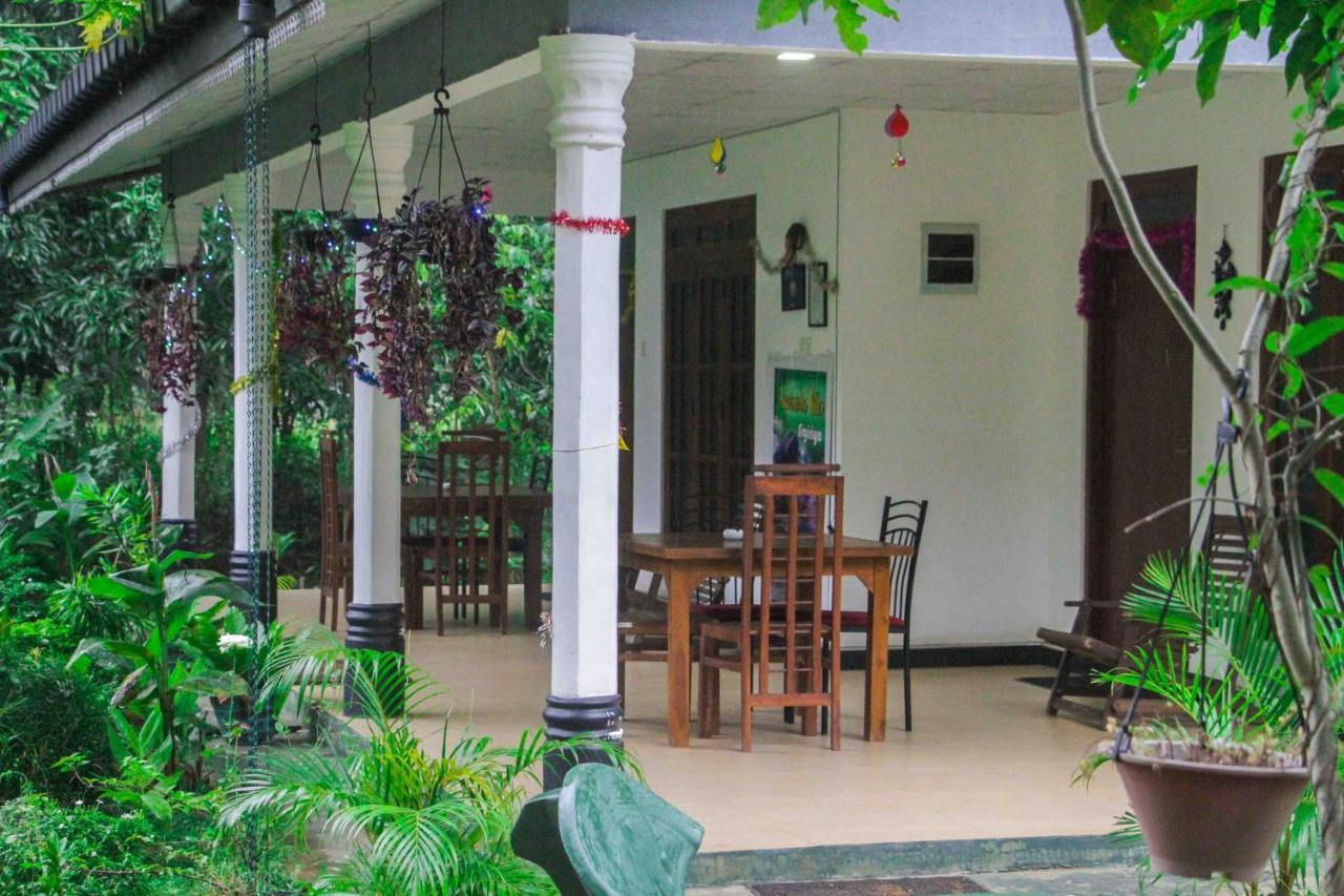 Sigiriya Mana B&B Eksteriør bilde