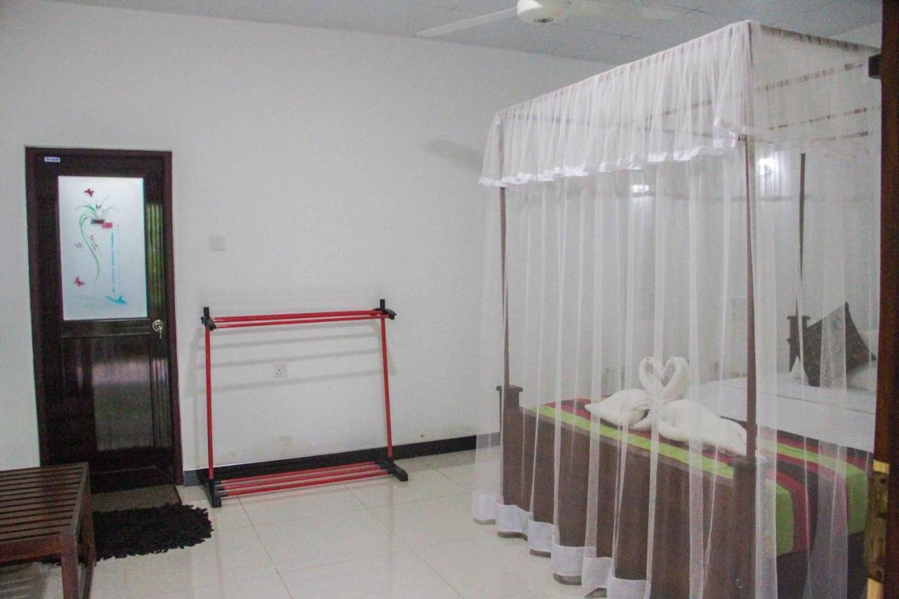 Sigiriya Mana B&B Eksteriør bilde